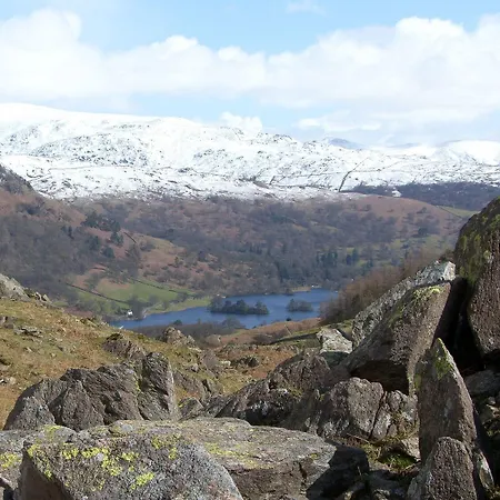 Hazel - Woodland Feriehus *